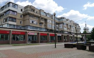 Spațiu comercial ultracentral, 200 mp singurul vad 100% pietonal Roman - Poză 7