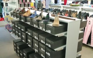 Spațiu comercial ultracentral, 200 mp singurul vad 100% pietonal Roman - Poză 9