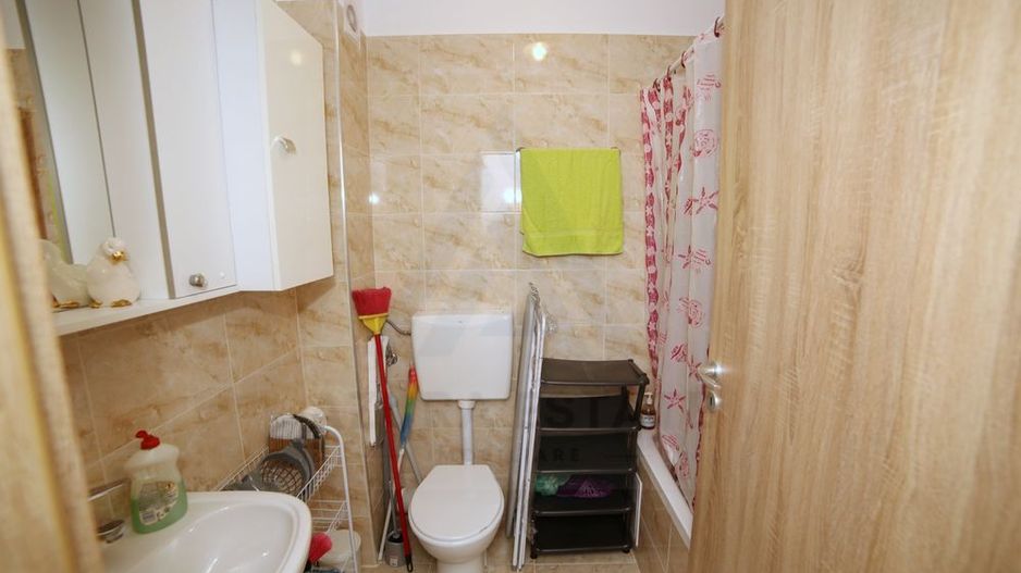 Apartament modern 2 camere balcon si parcare privata Cartier Magnolia - Poză 4