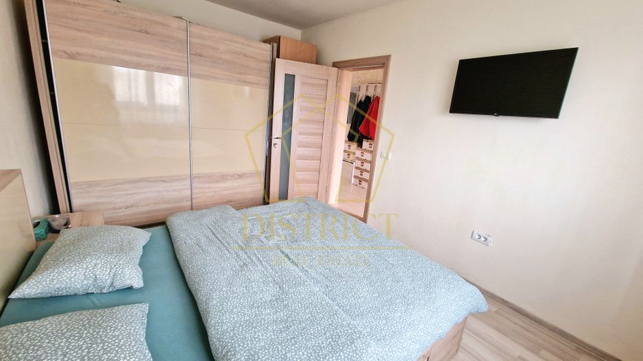 Casa individuala impartita in 2 apartamente | Ianova - Poză 6