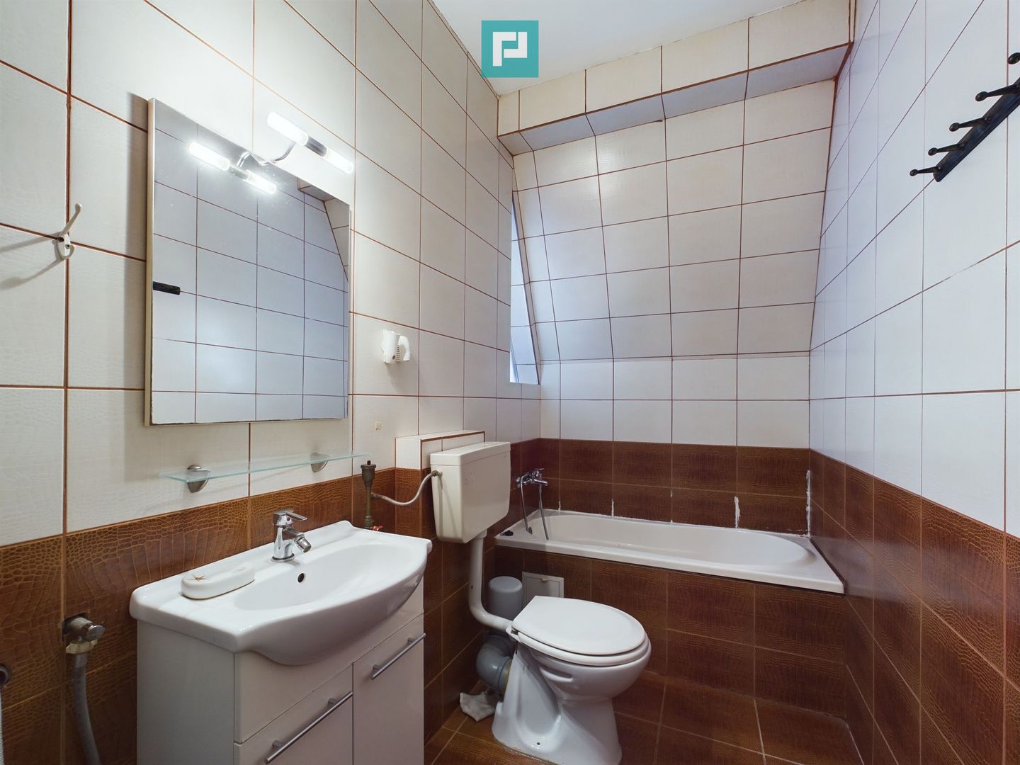 Apartament trei camere Aradului - Poză 10