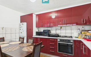 Casă cu 4 camere și teren de 5538 mp în Macea - Poză 6