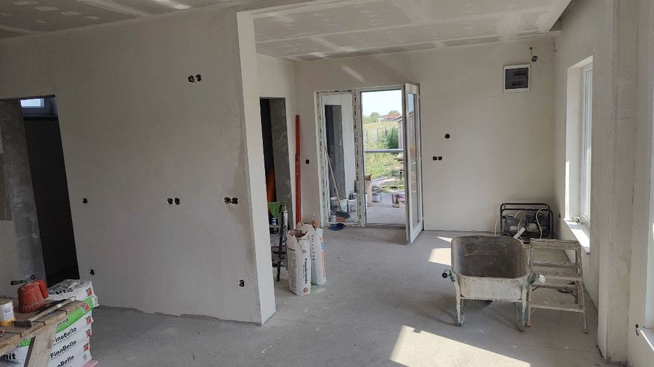 Casa noua de vanzare ( semifinisat) in Ruseni, com. Paulesti - Poză 5