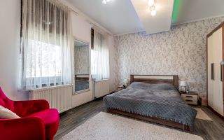 Casa renovata 4 camere - Sanicolau Mic - COMISION 0 - Poză 2