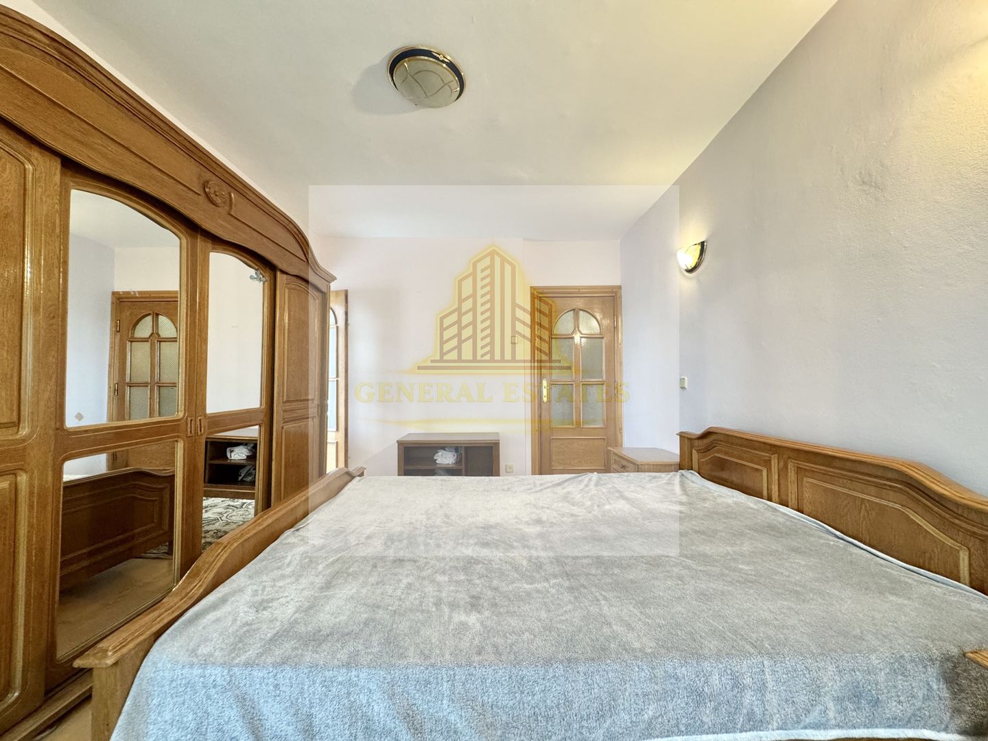 Spre Vânzare apartament cu 3 camere, în Centru, Păcurari - Poză 11