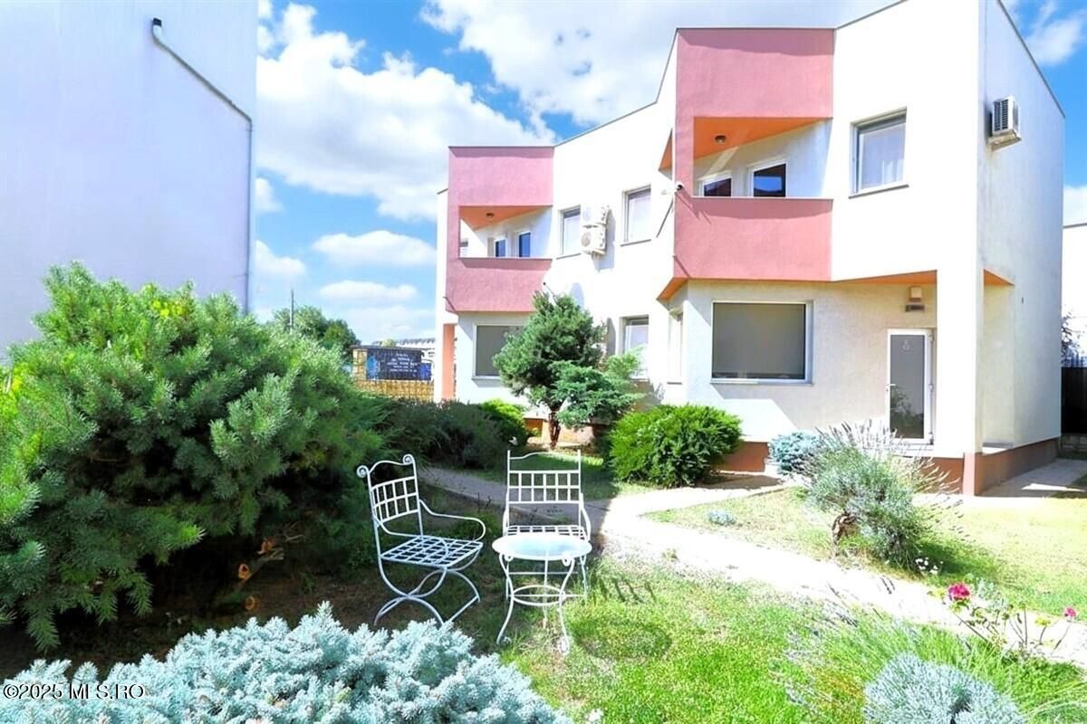 Mamaia Nord - Scoica Land, casa de vacanta la mare, P+1E+Terasa! - Poză 6