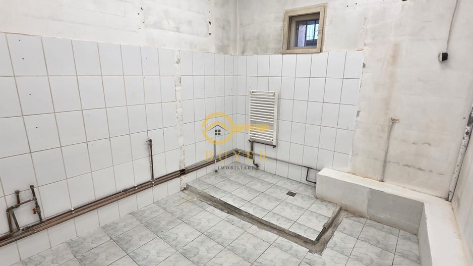 Spatiu comercial Ultracentral de inchiriat, 69mp– vitrina la strada - Poză 7