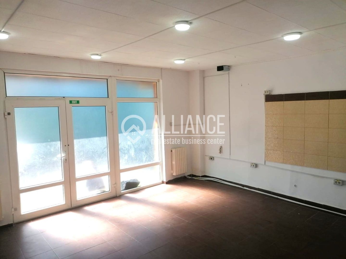 GARA (COD10) - Spatiu comercial de inchiriat - Poză 1