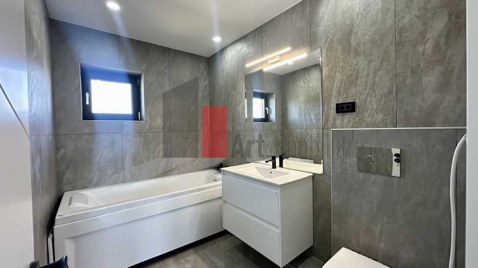 Vanzare vila 4 camere in Domnesti - Poză 7