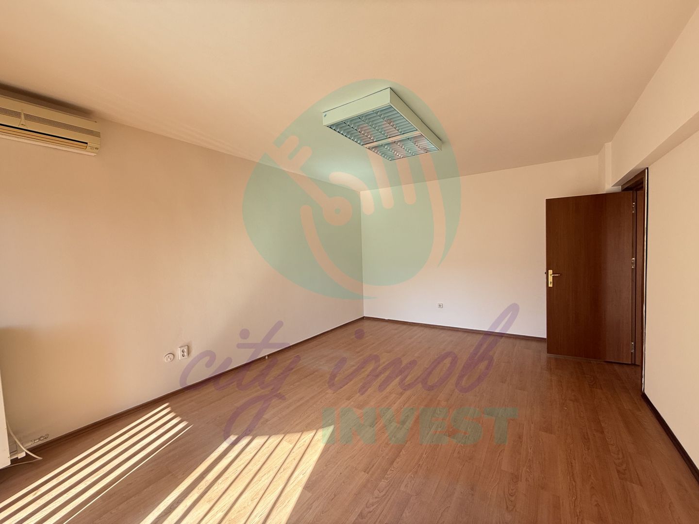 Bloc P+9 in zona Calea Calarasilor - Poză 24