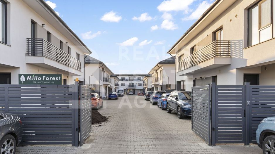 Casă nouă, spațioasă și elegantă, 7 camere, Lângă Pădurea Crețuleasca - Poză 5