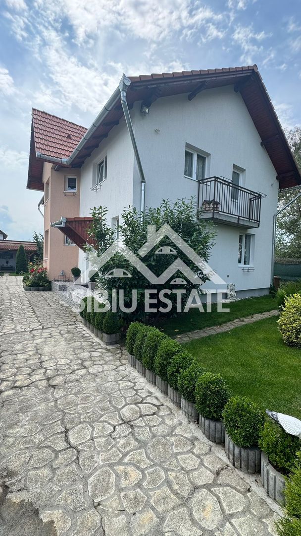 Casa individuala, deosebita, de vanzare,  5 camere 3 bai, - Poză 18