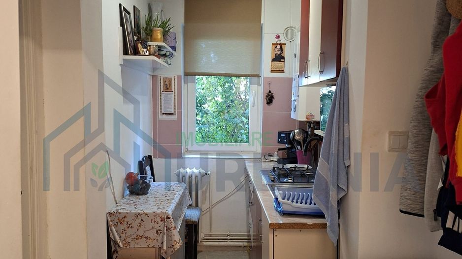 Apartament 2 camere decomandate, Parter, Zona Alexandru (Miron Costin) - Poză 5