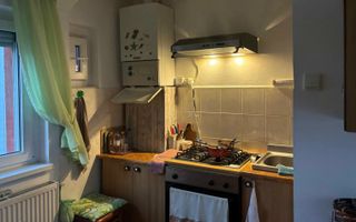 Apartament cu trei camere,  zona Racadau ,83 mp , etaj intermediar - Poză 5