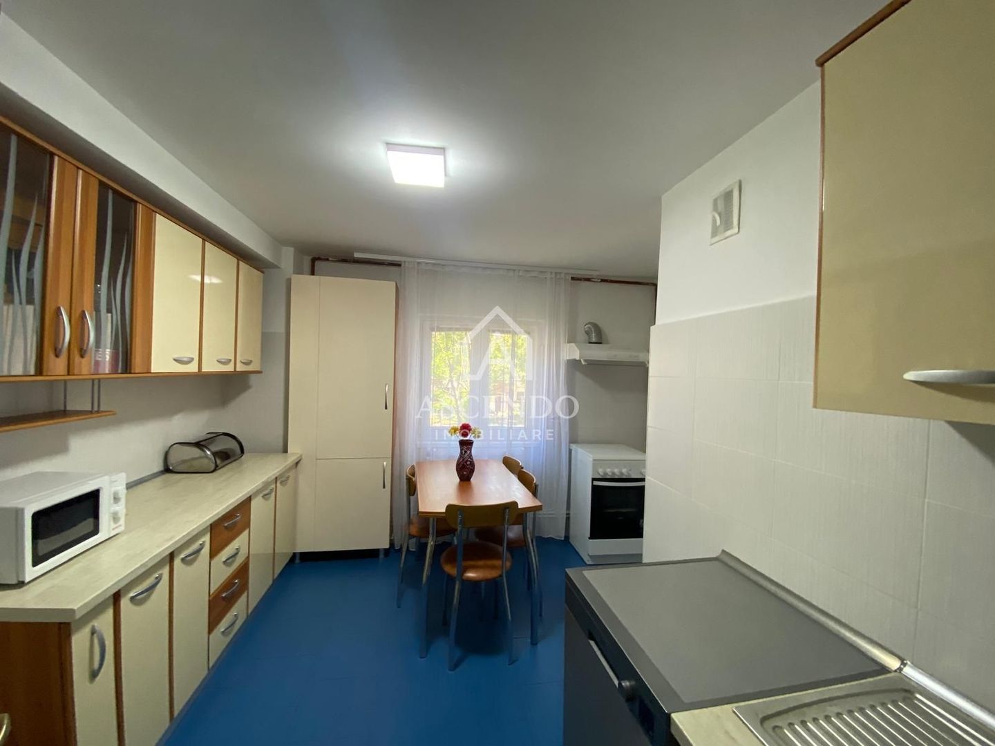 Apartament 4 camere | Etaj 1 | Bulevard principal | Alexandria - Poză 3