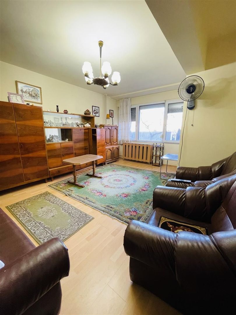 Apartamentï¿½cu 2ï¿½camere tip AN decomandat zona Iosia. - Poză 2