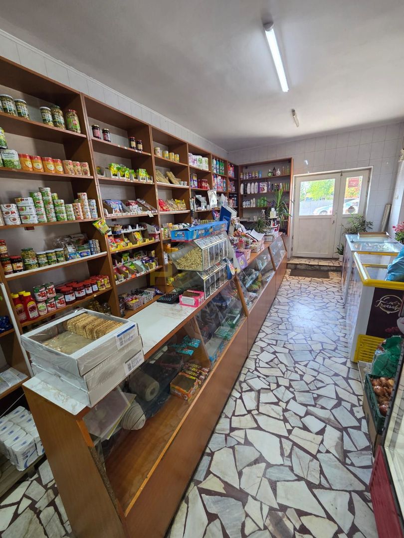 Oportunitate de vanzare Spatiu comercial, Magazin alimentar si bar - Poză 1