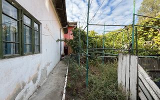 De vanzare apartament de 94MP cu curte de 90 MP - Poză 17