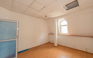 Spațiu de inchiriat, 9 camere, 3 bai, Universitate, 120mp - Poză 14