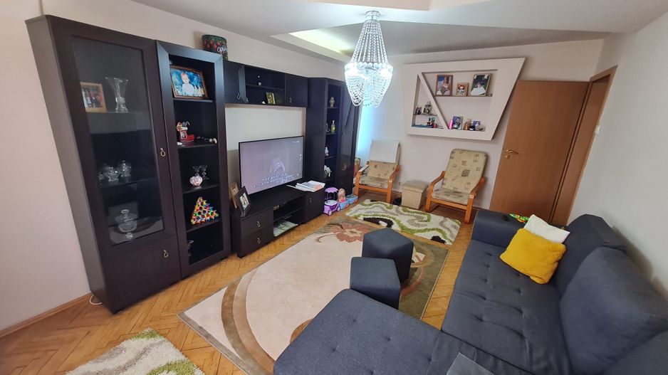 Apartament 3 camere zona Stadion - Poză 2