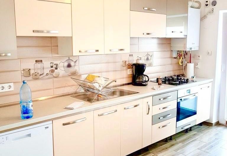 Apartament 3 camere | Swiss Village, Calea Cisnădiei  70 mp - Poză 6