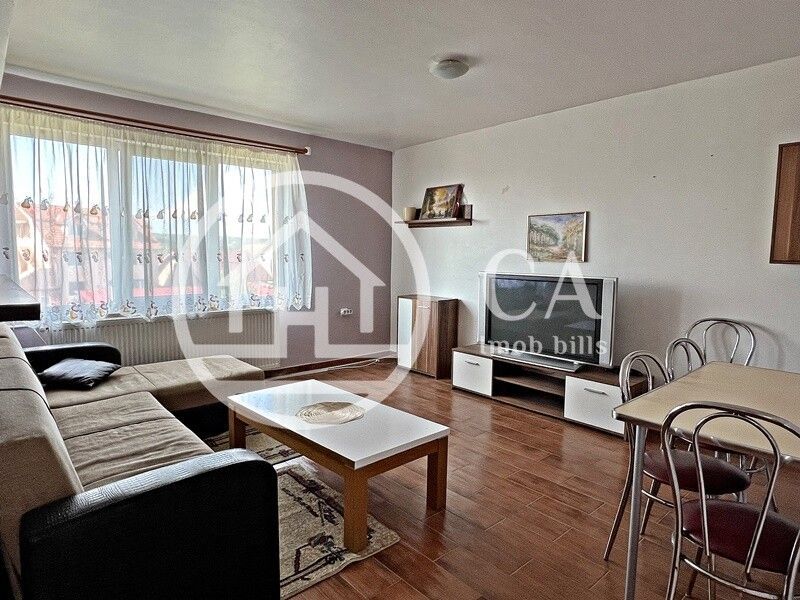 Casă cu 3 camere de închiriat la curte comună, în zona străzii Clujului, Oradea - Poză 1