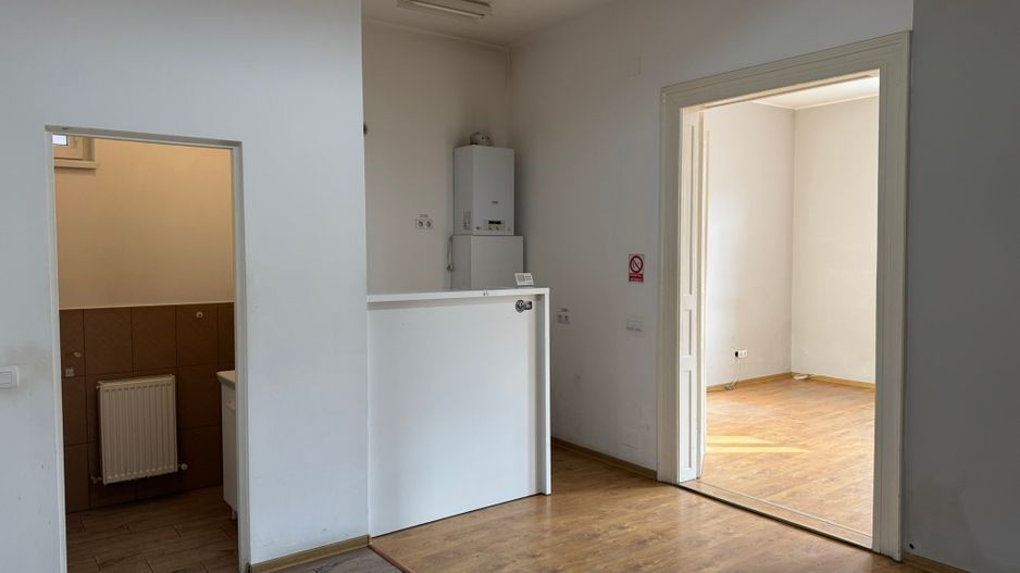 Spațiu pentru birouri / instituții – ultracentral, Str. Pitești - Poză 9