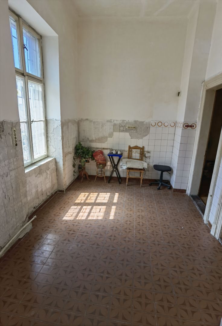 Apartament cu 3 cam. cladire istorica în zona Iosefin - Poză 11