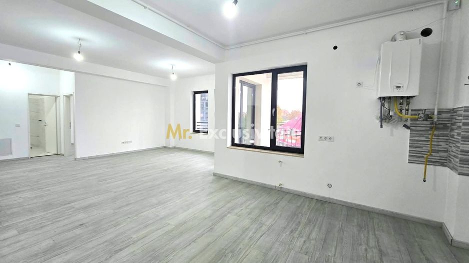 De vânzare apartament 3 camere, centru Satu Mare - Poză 2