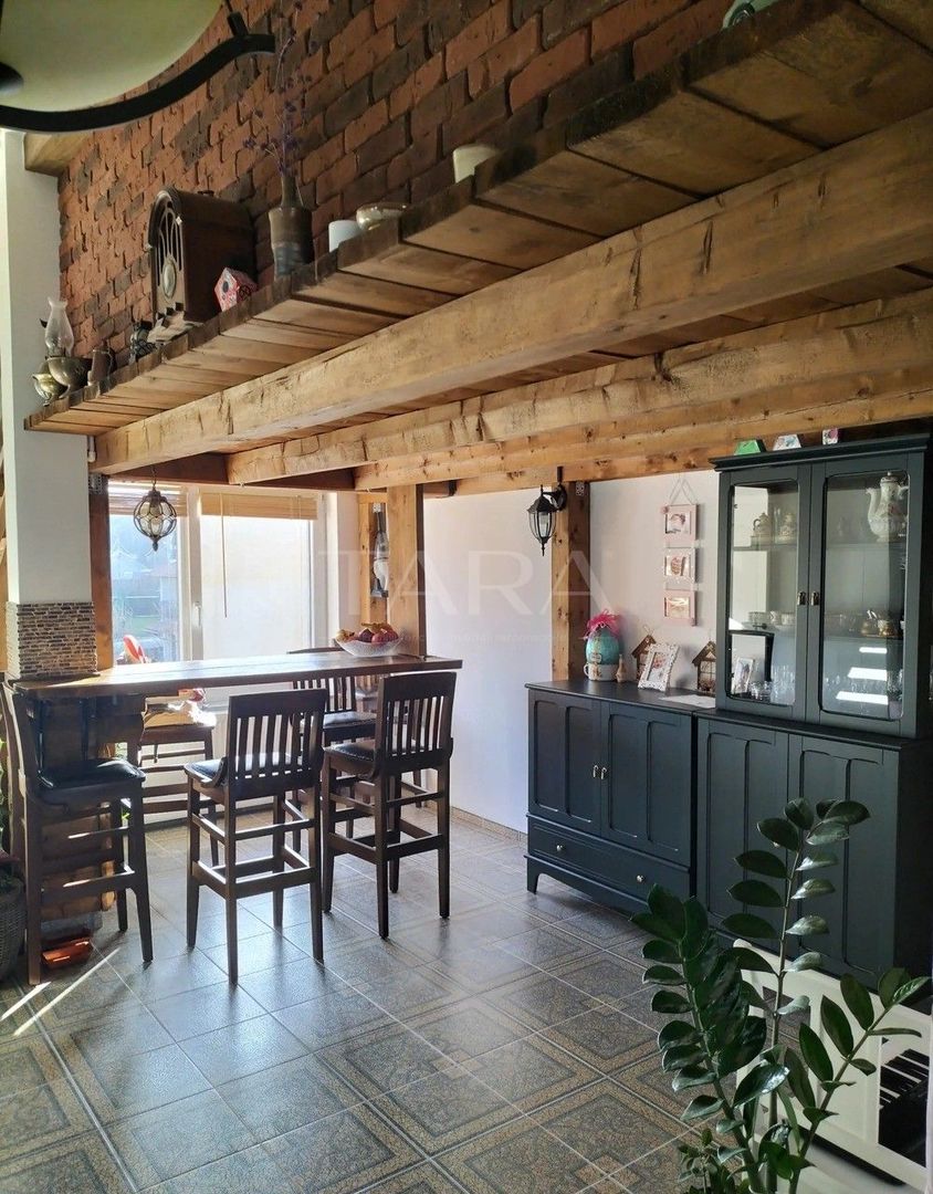 Apartament 4 camere, Floresti, zona Parc Poligon. - Poză 2