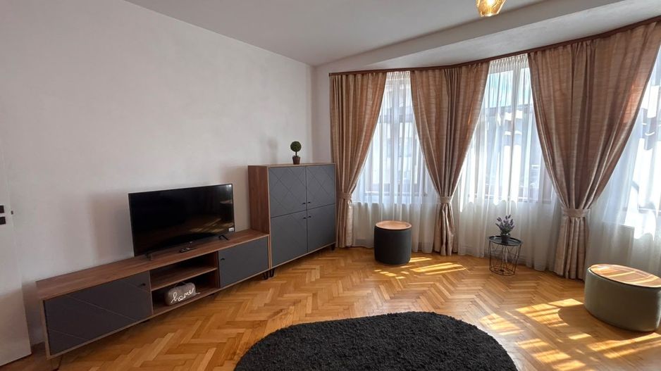 Apartament modern și elegant în zona Centrală - Poză 2