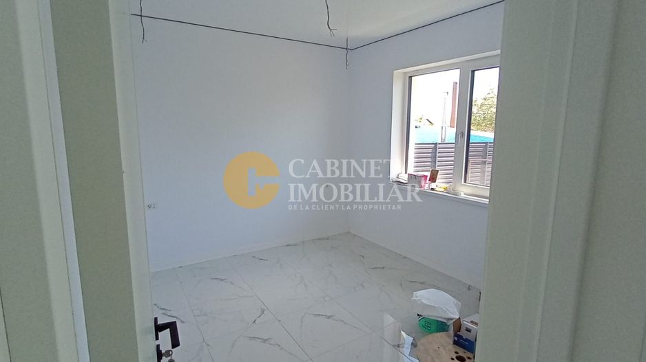 Casă modernă de vânzare în Dancu – design premium, gata de mutare! - Poză 8