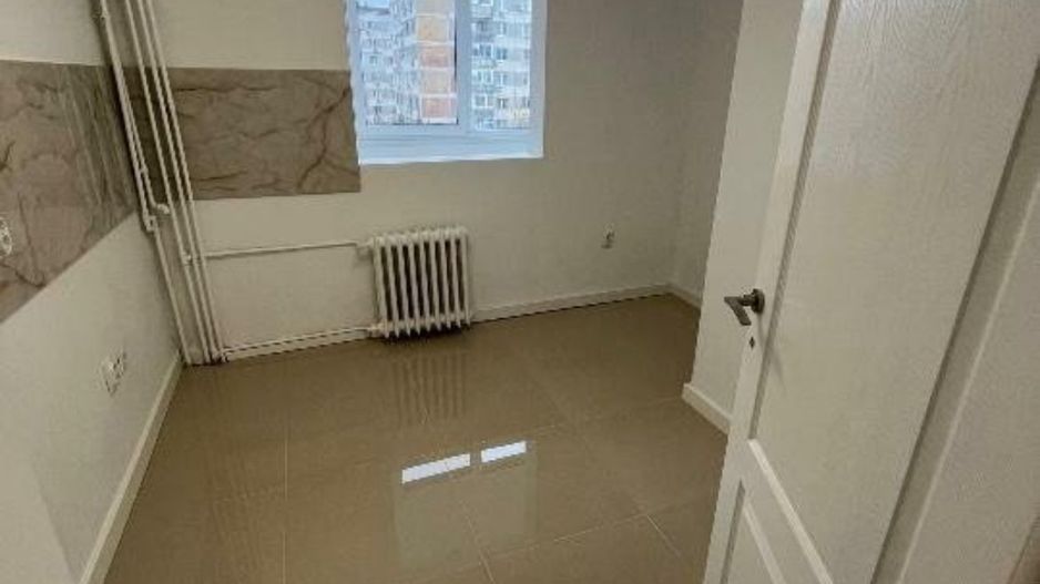 APARTAMENT LUJERULUI-METROU  RENOVAT - Poză 4