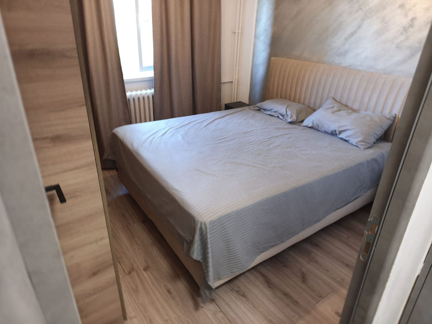 Vânzare apartament 2 camere decomandat Luică - Poză 1