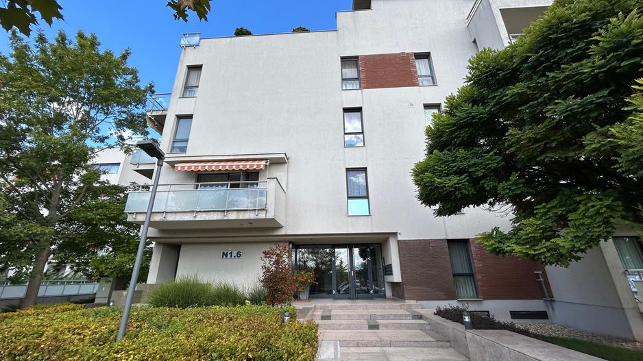 2 Camere Ambasada SUA 78mp + Terasă + Parcare Subterană - Poză 1