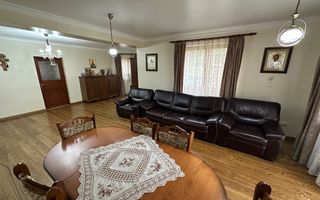 Vila cu 8 camere de vanzare, teren 1580mp, Zona Praid - Poză 22