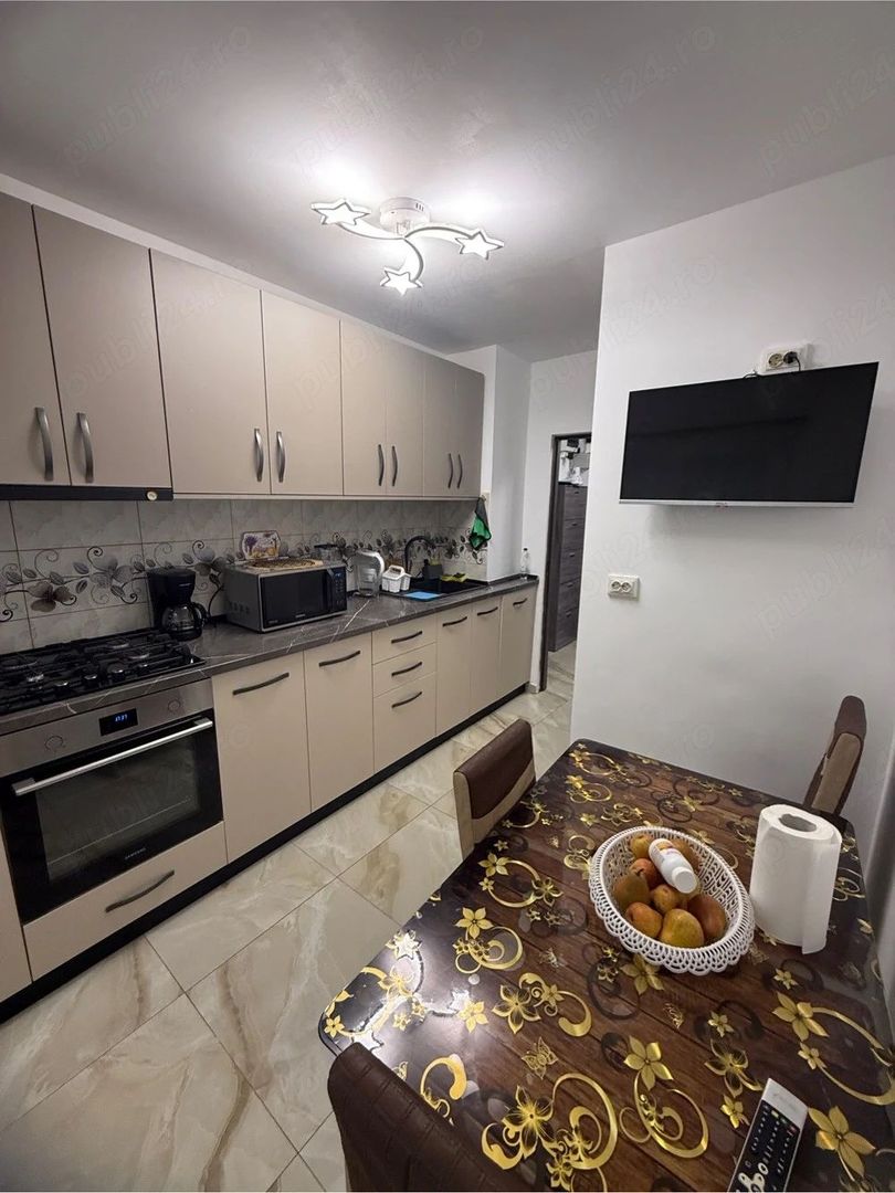 Vanzare Apartament 3 camere, parter, renovat 2026, parcare ADP – Bd Timisoara - Poză 5