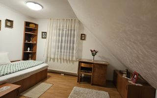 Vila  Oradea zona Iorga 420 mp ,teren 2000 ml - Poză 13