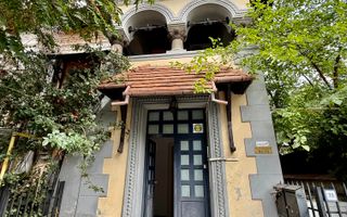 Charming 1930 villa in Cotroceni — original period details, quiet garden, excell - Poză 1