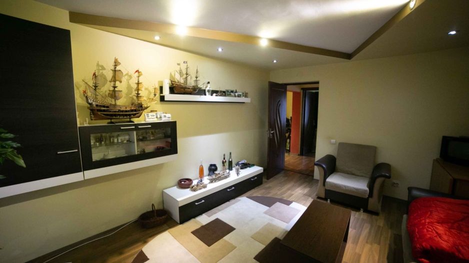 Apartament 3 camere, zona Harmanului - Poză 3