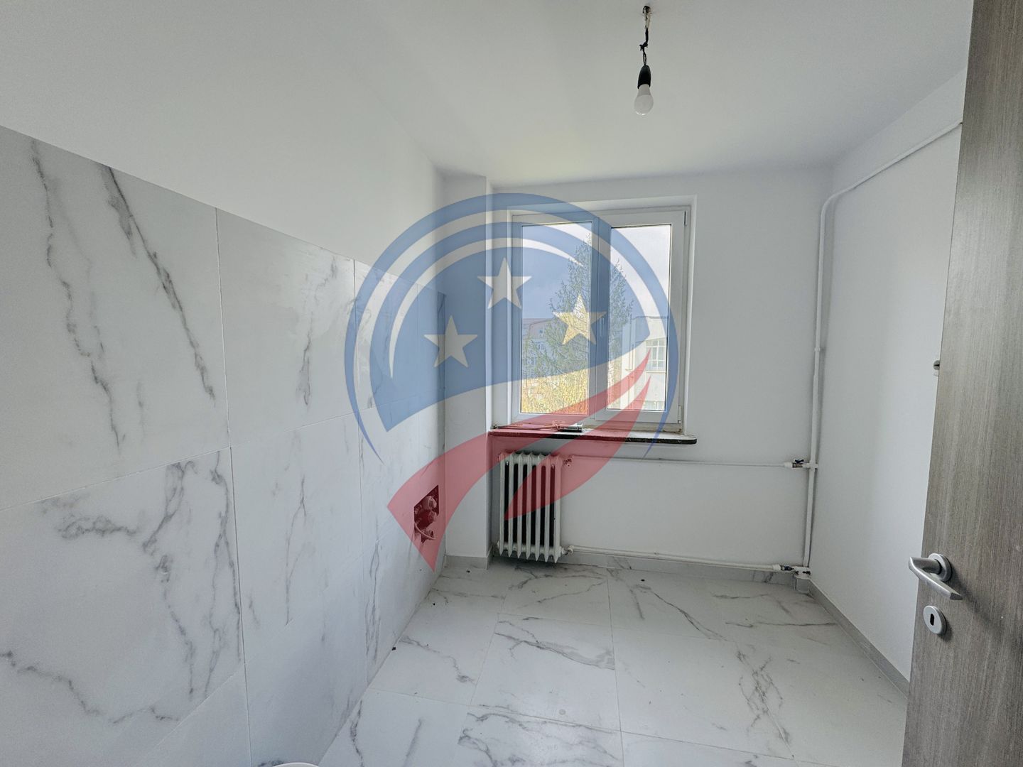 Apartament cu doua camere, de INCHIRIAT- Zona Gara - Poză 2