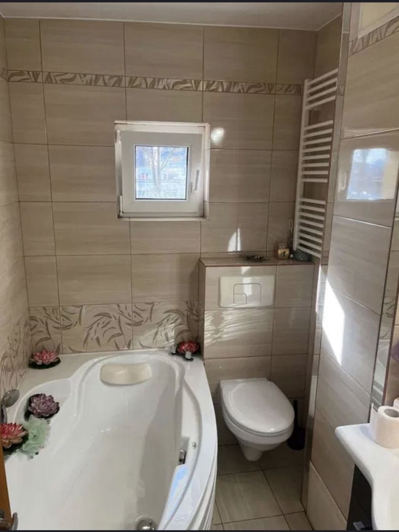 🏡 Apartament 3 camere de închiriat – spațios,luminos si bine amplasat - Poză 4