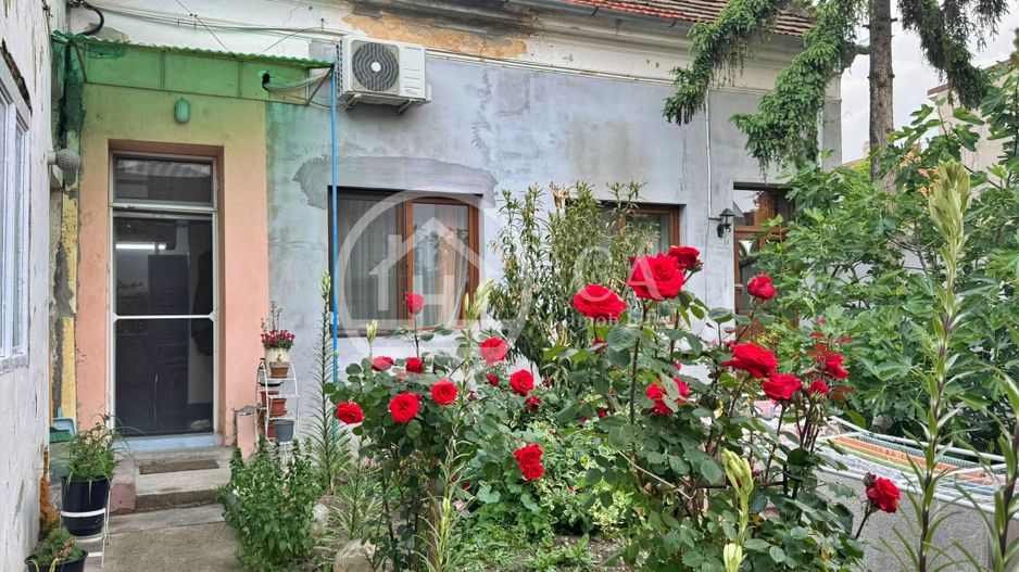 Apartament de vânzare la curte comună în zona Ultracentrală, Oradea - Poză 10