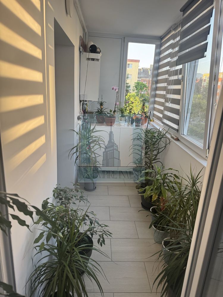 Apartament 3 Camere . 2 bai, 2 balcoane-zona Triaj/Brasov - Poză 6