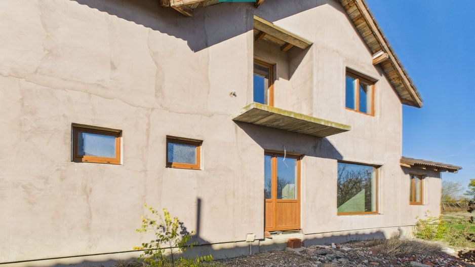 Proprietate impresionantă de vânzare in Nădab - Poză 4