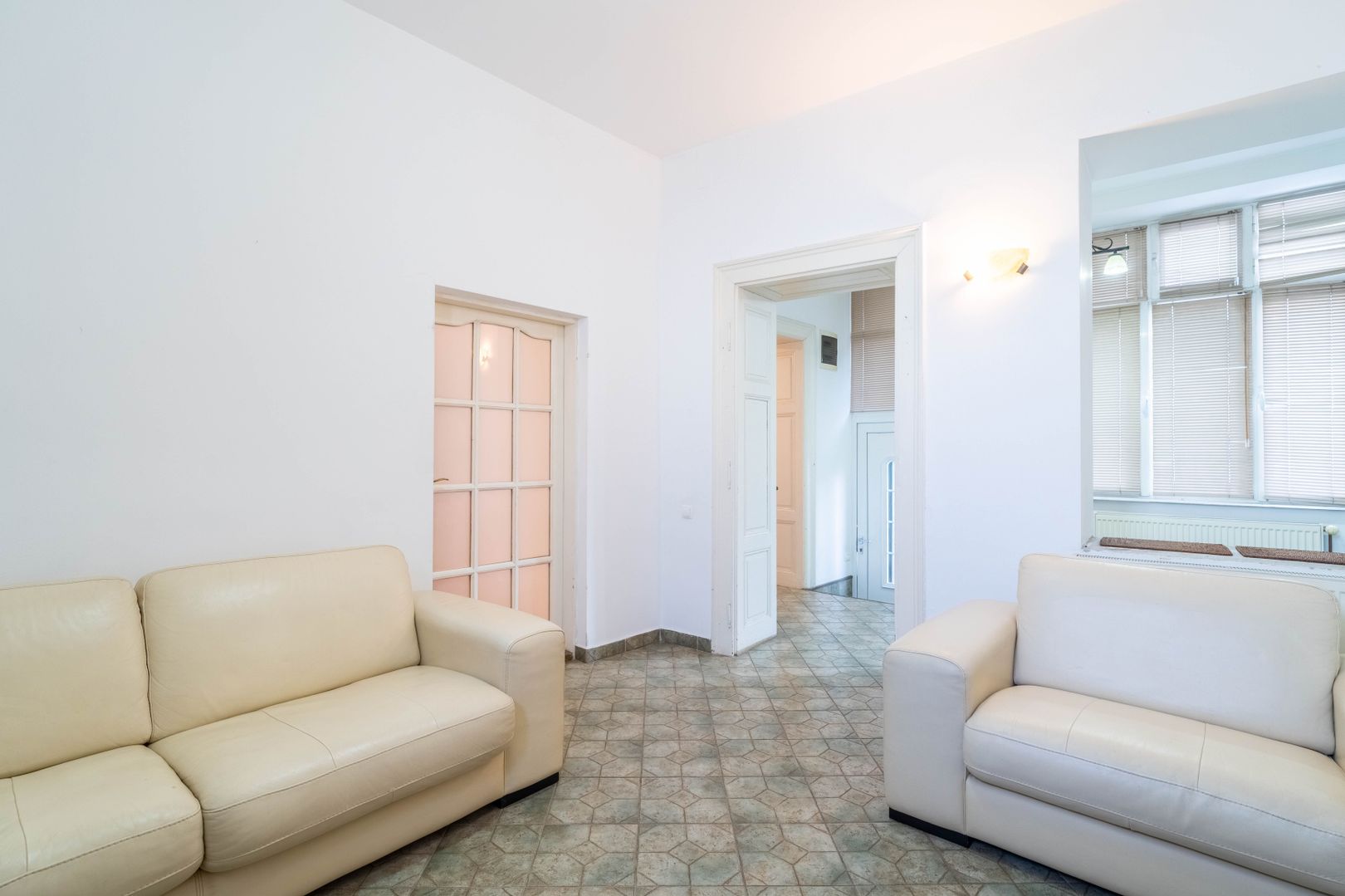 Apartament spațios, Strada Gojdu, Arad, ideal pentru familie - Poză 8