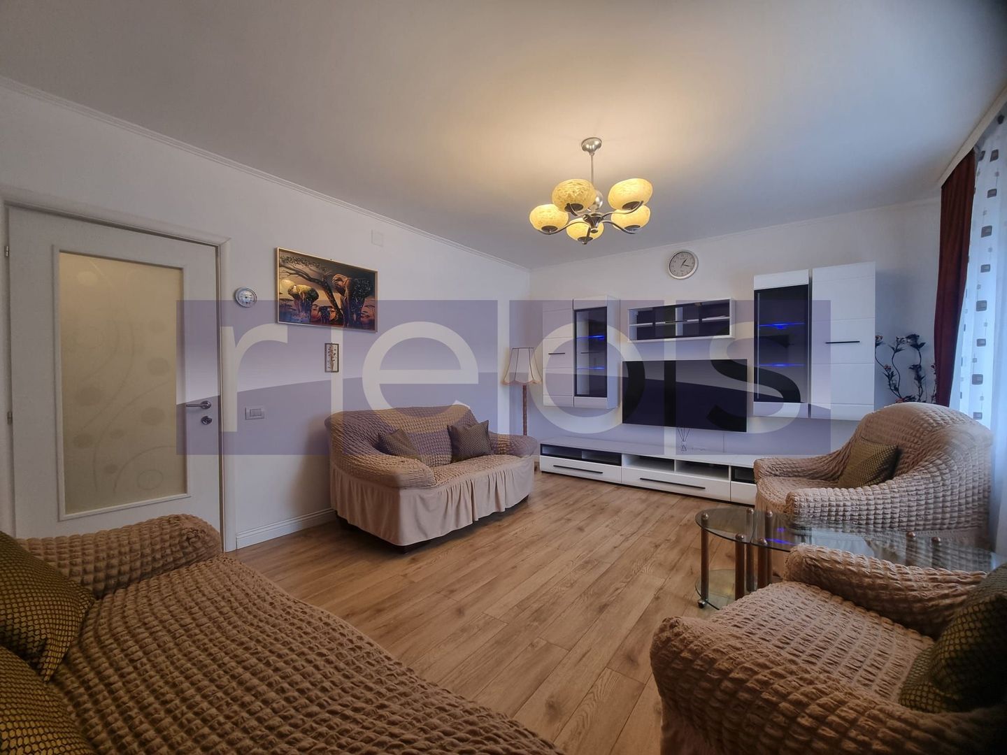 VANZARE 4 CAMERE- DECOMANDAT- MALL  VITAN - Poză 1