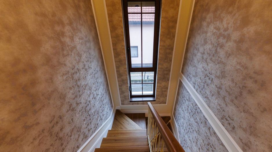 Casa de Lux cu Design Clasic și Piscină la limita dintre Timișoara și Dumbrăvița - Poză 17
