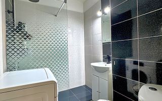 Titan - Costin Georgian Metrou 3 minute Garsoniera Comision 0 - Poză 8