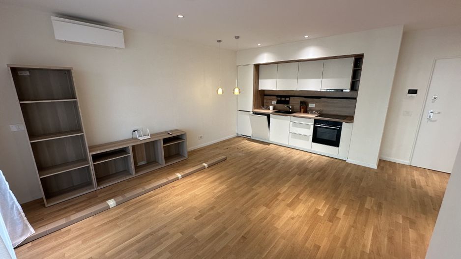 Apartment Paltim 2 camere loc de parcare - Poză 4